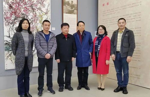 春華秋實(shí)展丹青 龍湖區(qū)美協(xié)活動(dòng)圓滿落幕，文化藝術(shù)交流與策劃共筑中國(guó)夢(mèng)